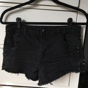 FOREVER 21 Studded Black Cutoffs Size 27